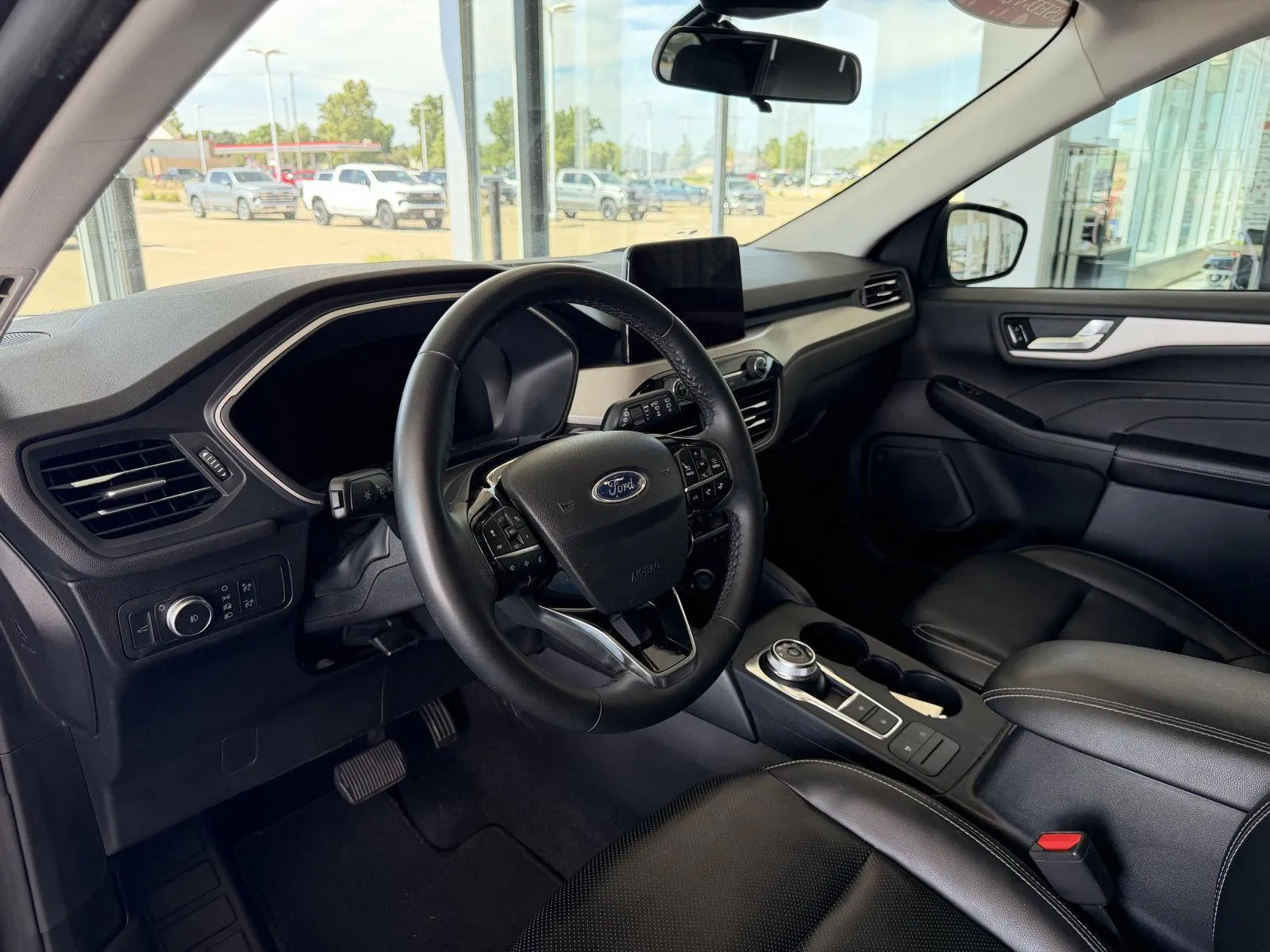 Ford Escape photo 11