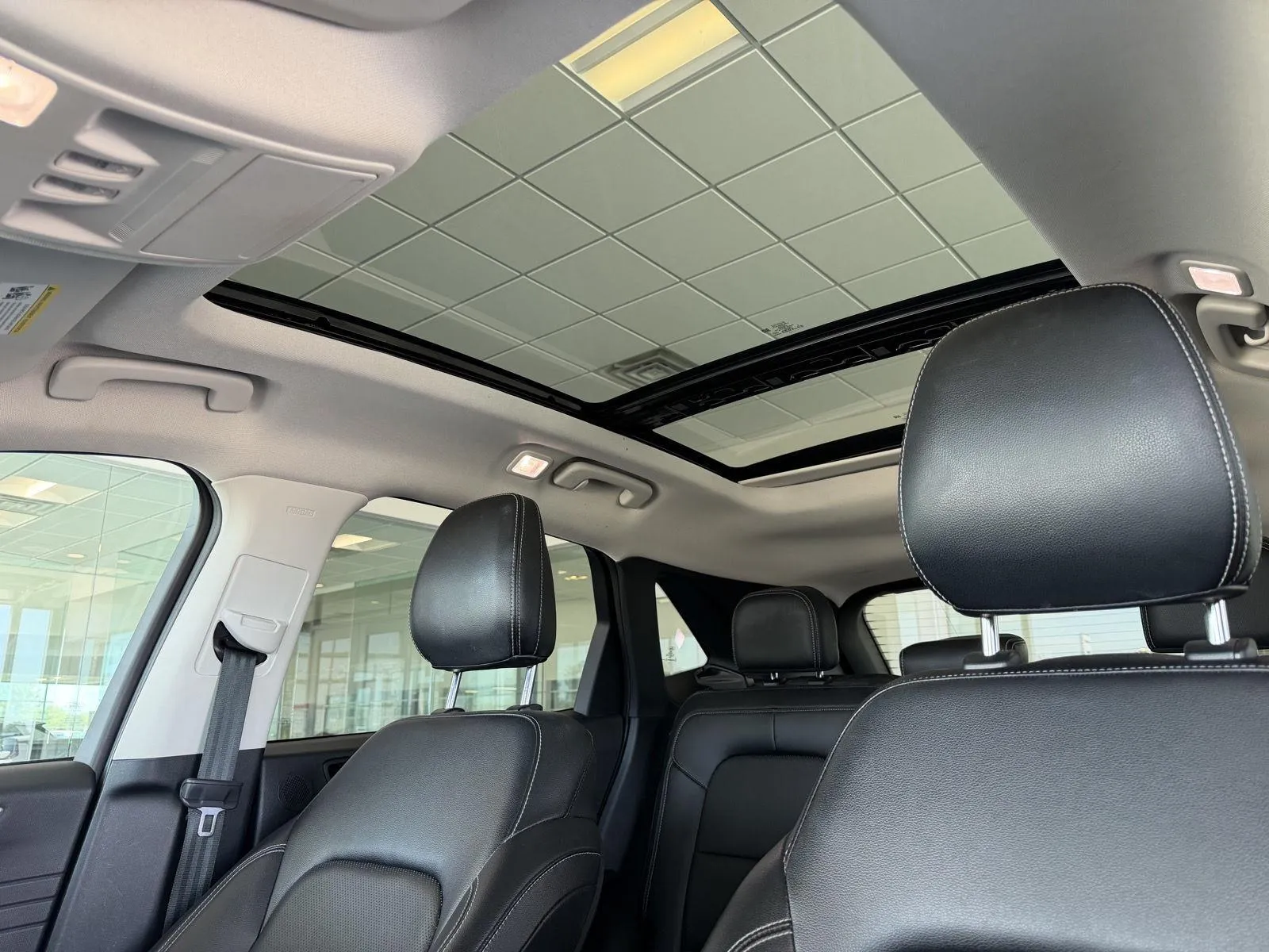 Ford Escape photo 10