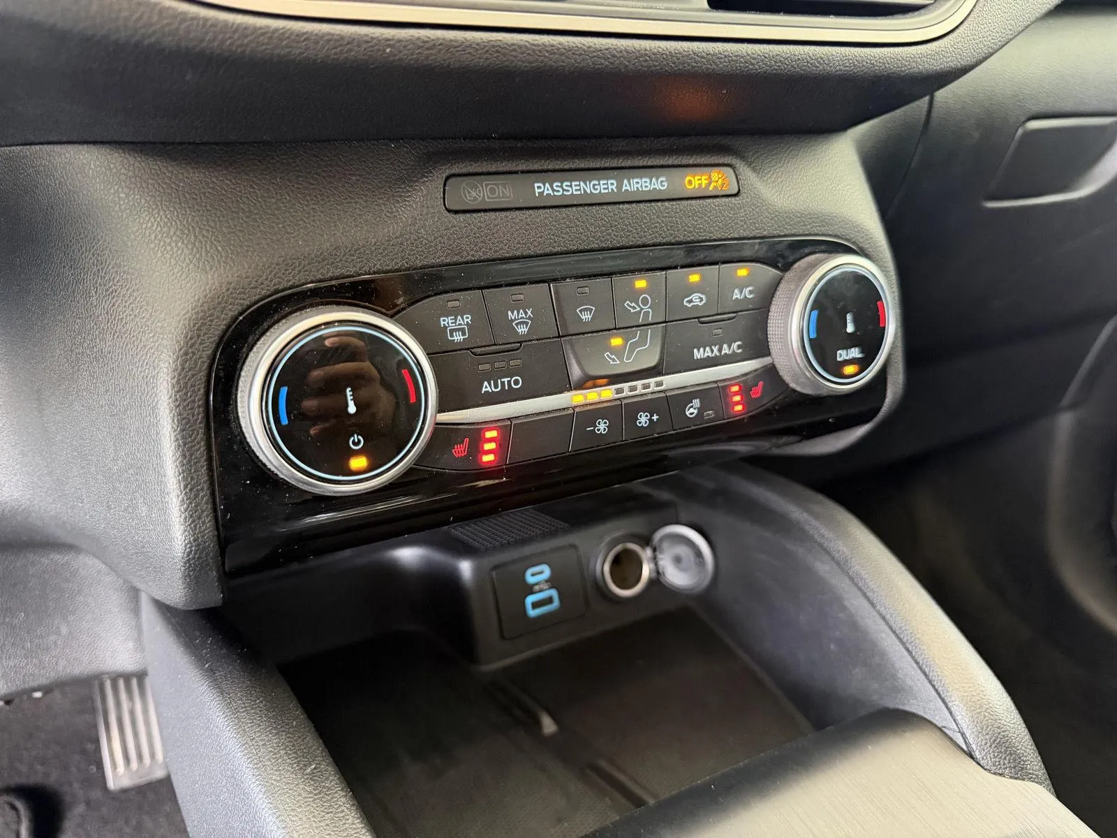 Ford Escape photo 19