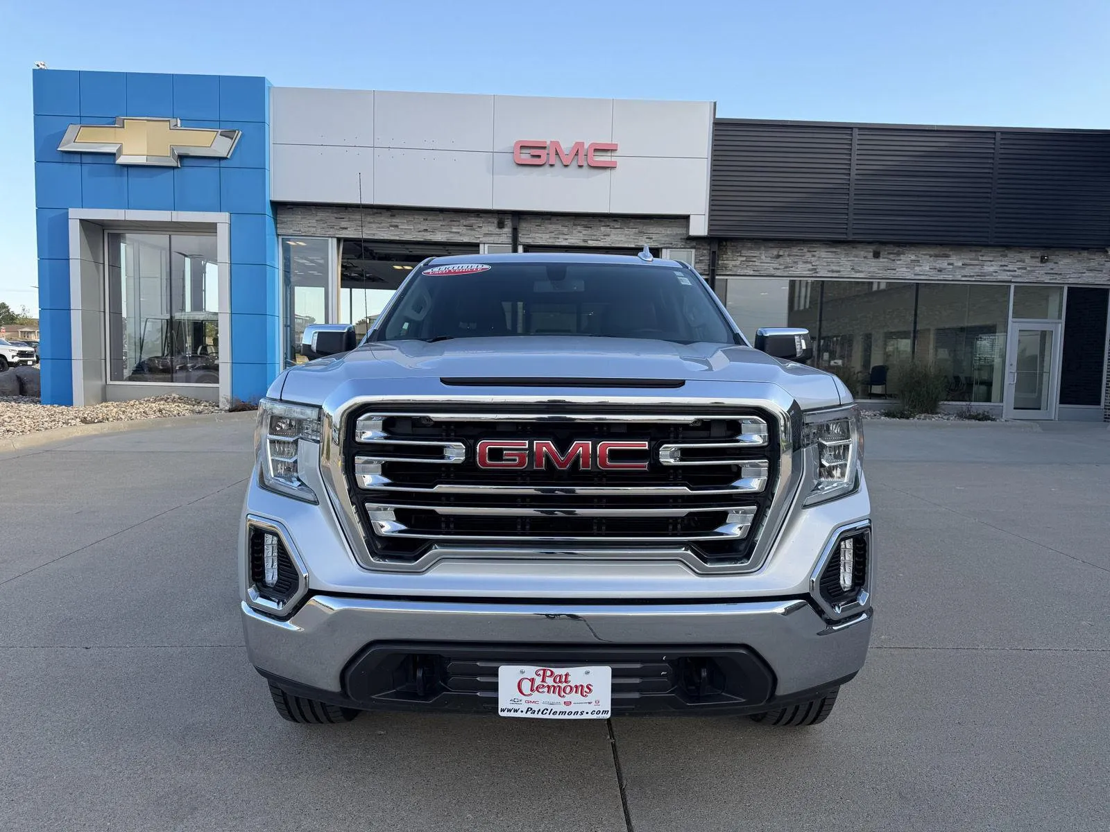 2020 GMC Sierra 1500 SLT photo 10