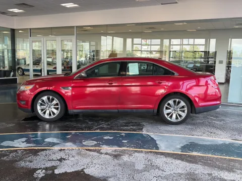 Photos of 2012 Ford Taurus Limited for sale in Boone, IA at Pat Clemons Inc.