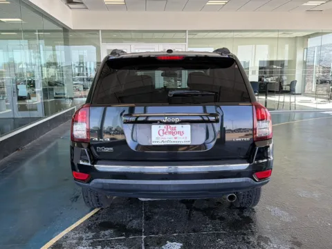 More photos of 2014 Jeep Compass Limited at Pat Clemons Inc., IA