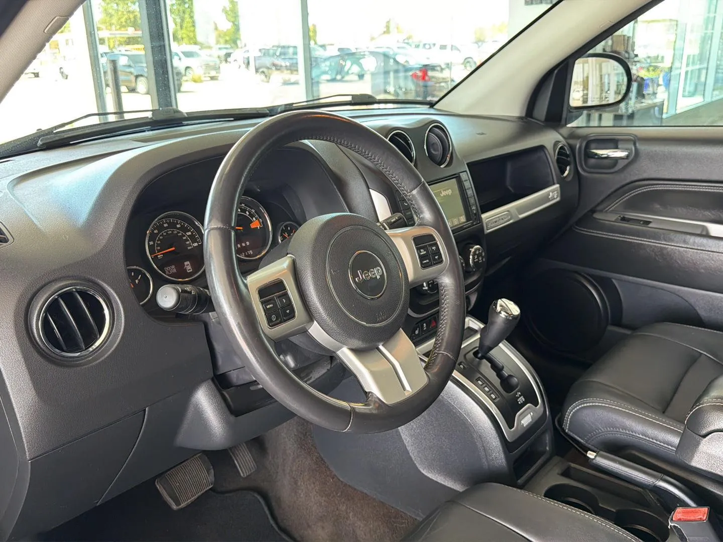 2014 Jeep Compass Limited photo 9