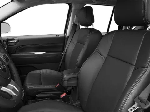 More photos of 2014 Jeep Compass Limited at Pat Clemons Inc., IA