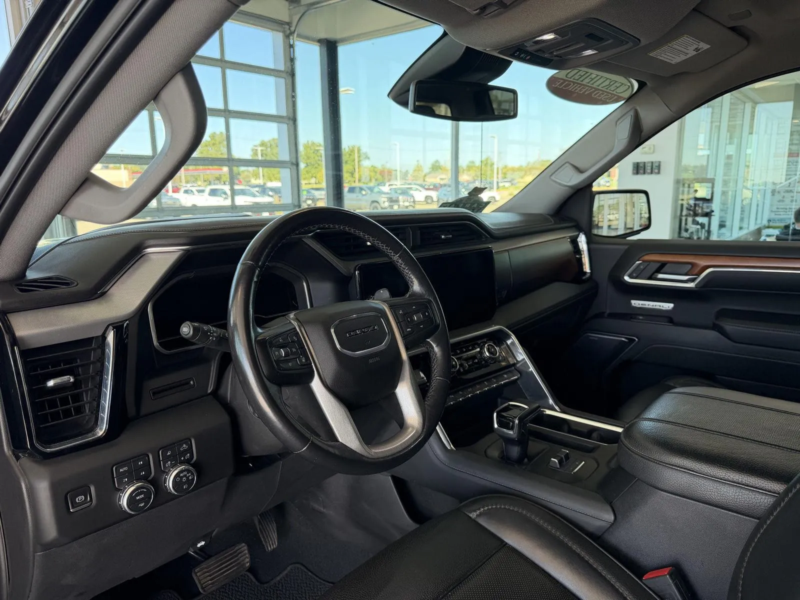 2023 GMC Sierra 1500 Denali photo 7