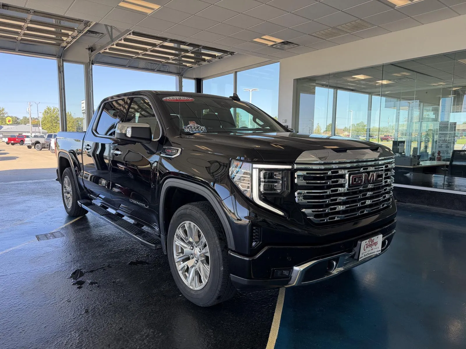 2023 GMC Sierra 1500 Denali photo 11