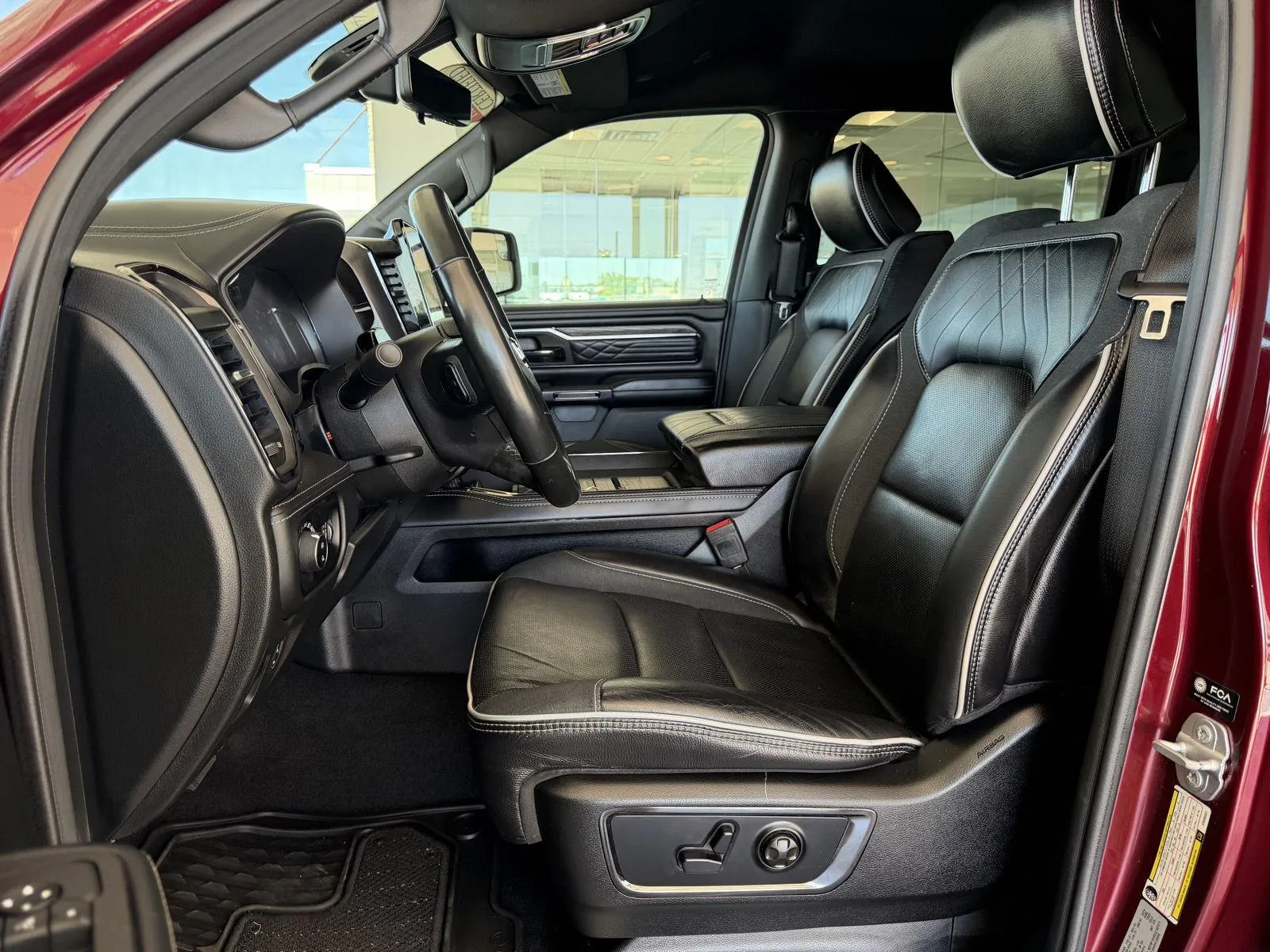 Ram 1500 photo 9