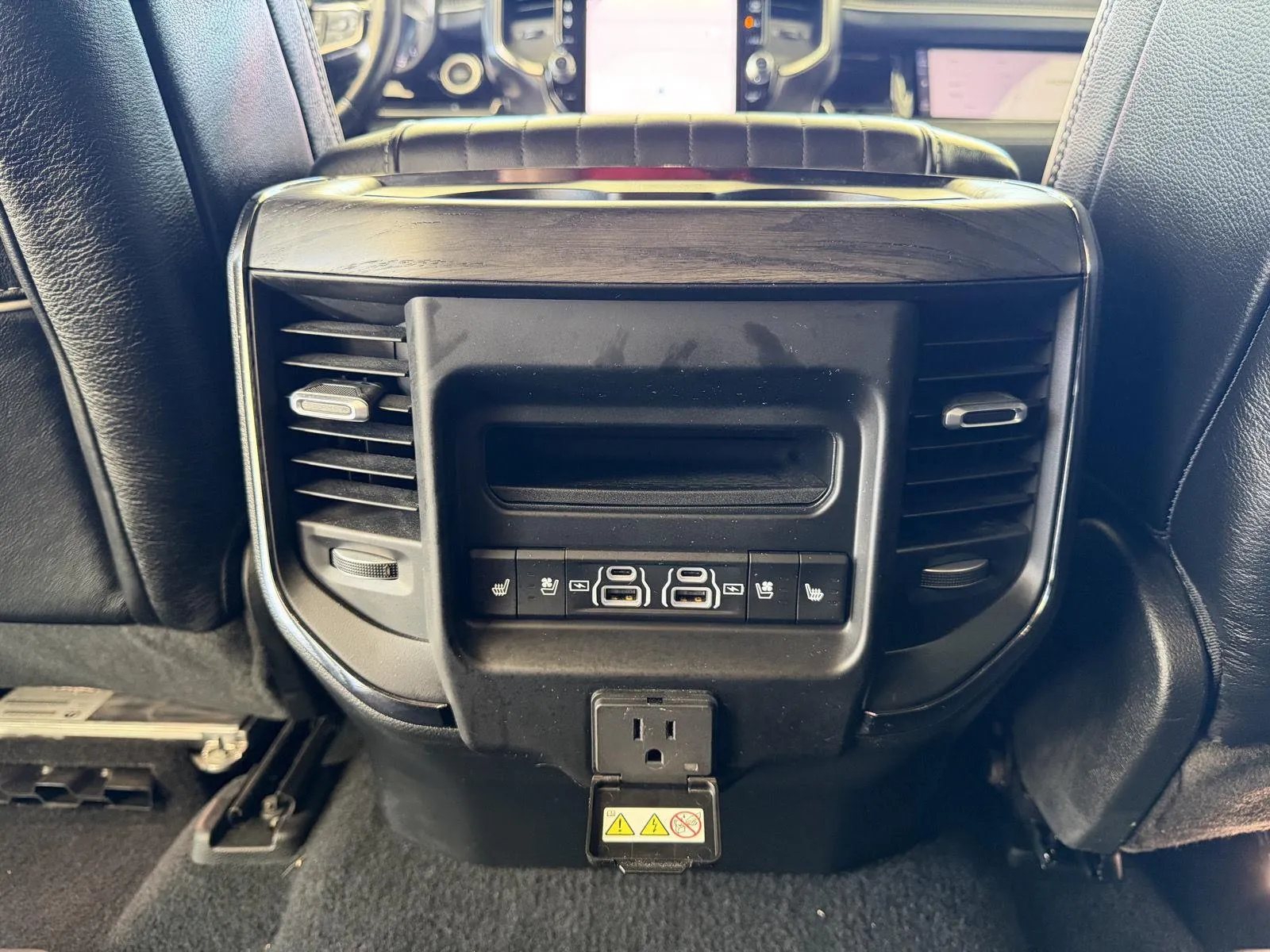 Ram 1500 photo 18