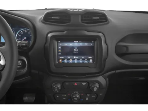 More photos of 2019 Jeep Renegade Altitude at Pat Clemons Inc., IA