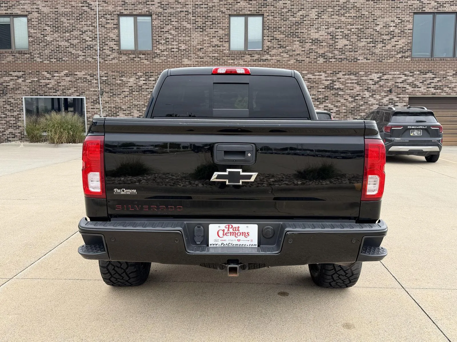 2018 Chevrolet Silverado 1500 LTZ photo 5