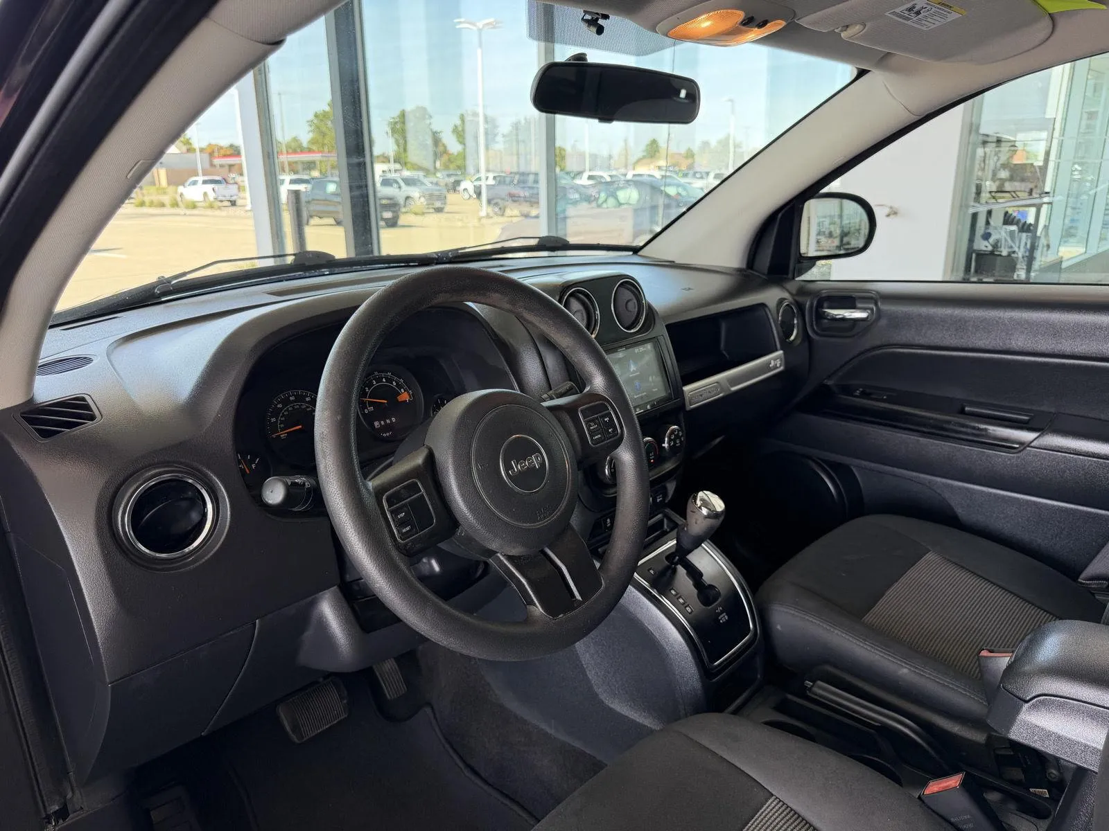 2015 Jeep Compass Sport photo 12