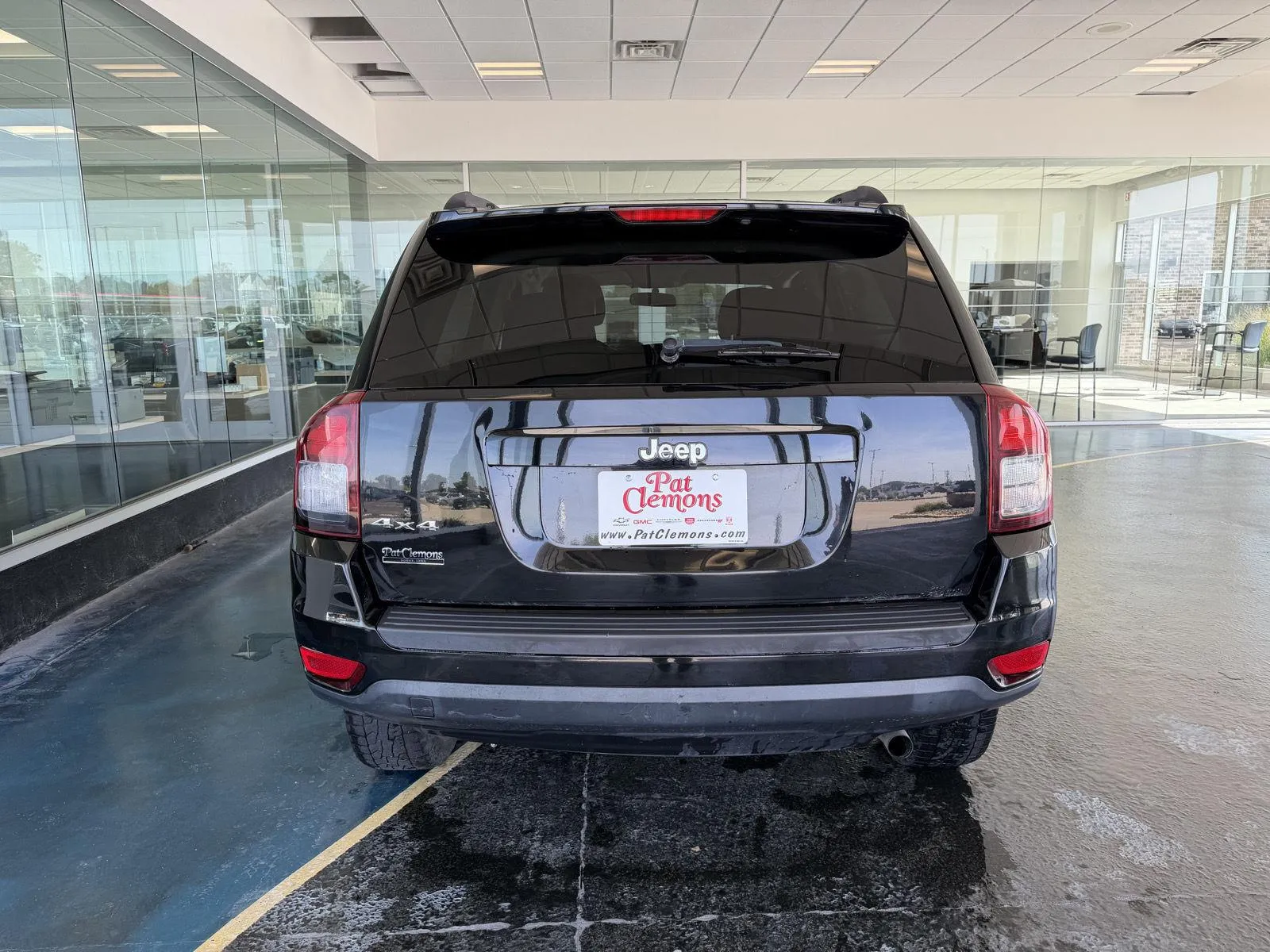 2015 Jeep Compass Sport photo 5