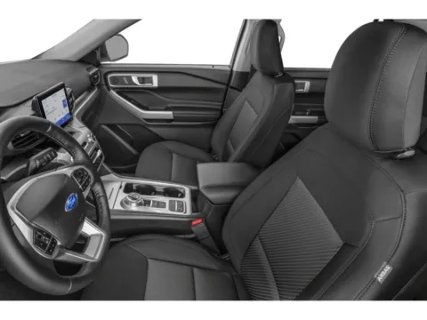 More photos of 2023 Ford Explorer XLT at Pat Clemons Inc., IA