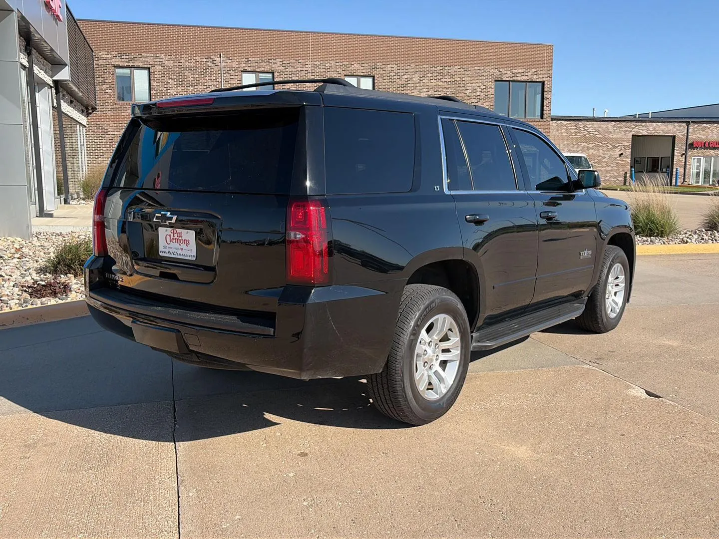 Chevrolet Tahoe photo 5