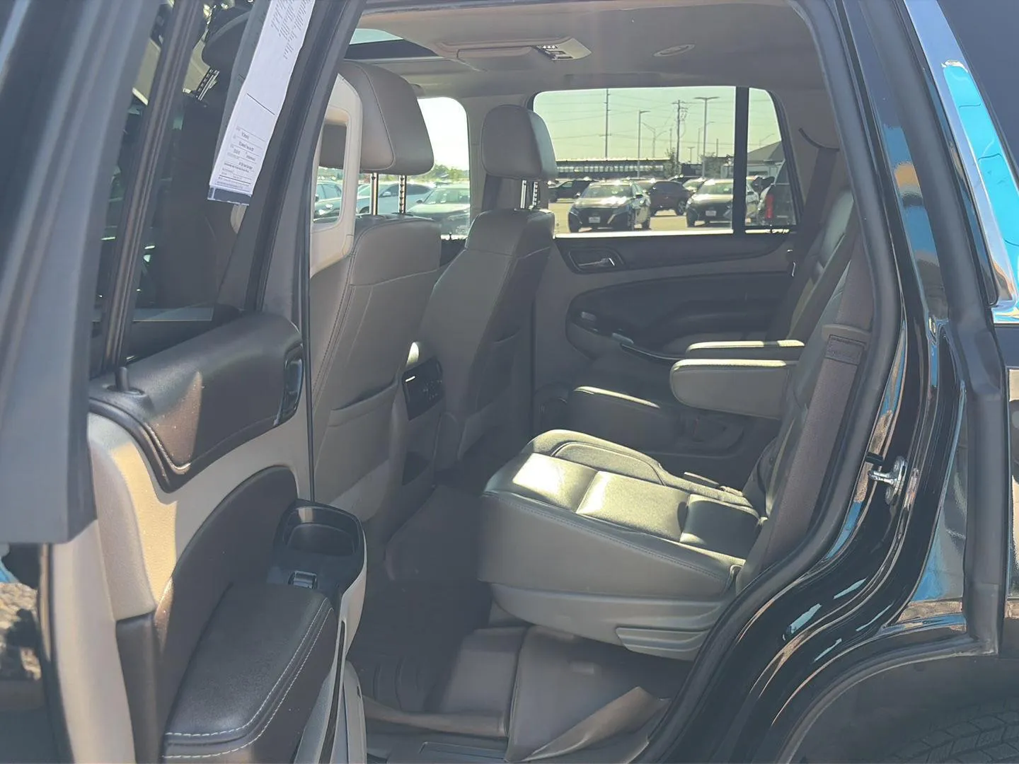 Chevrolet Tahoe photo 18
