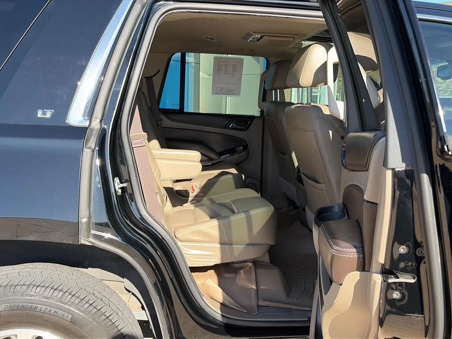 Chevrolet Tahoe photo 22