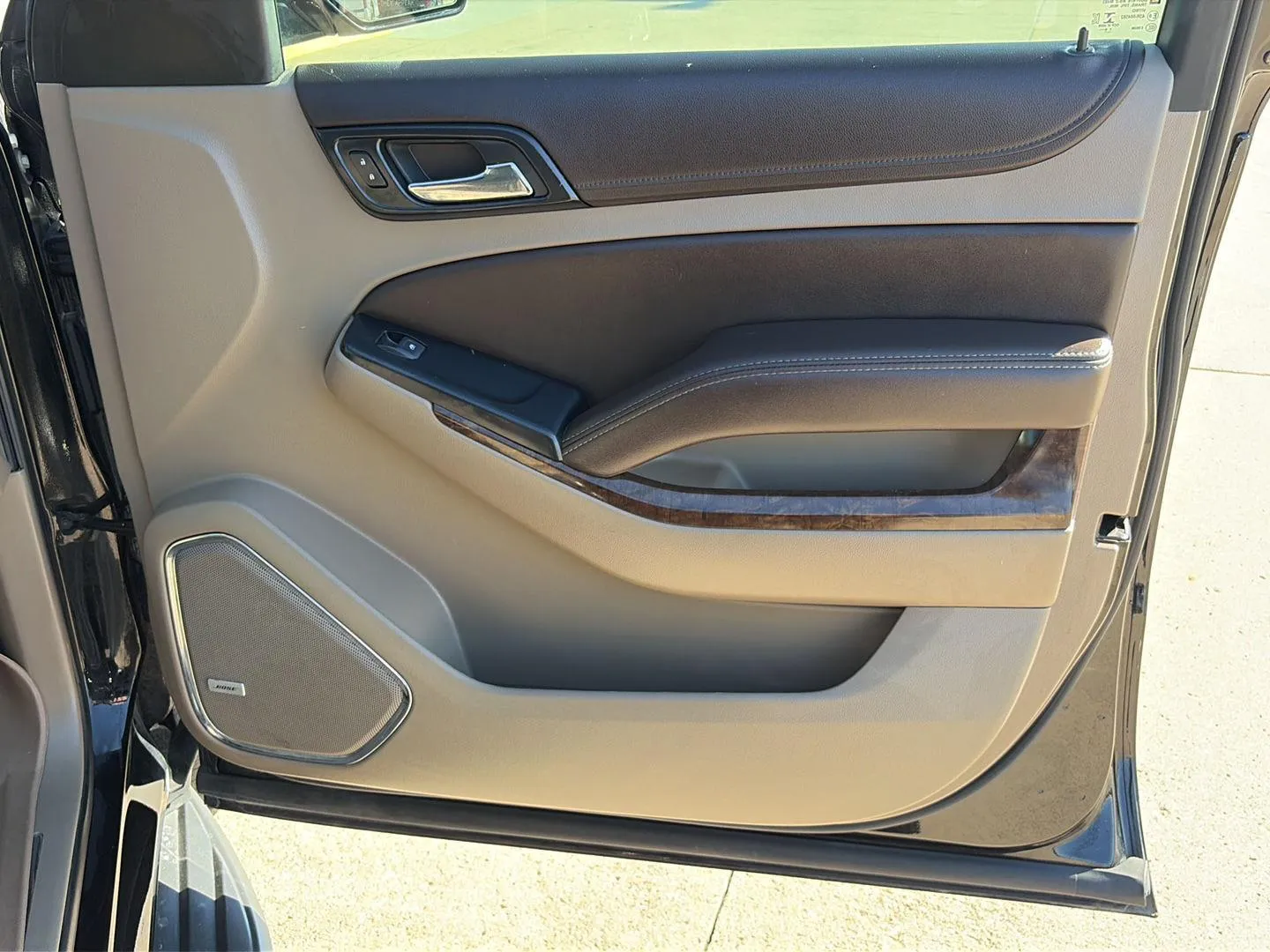 Chevrolet Tahoe photo 25