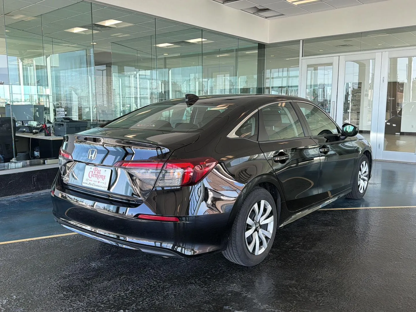 2025 Honda Civic Sedan LX photo 6