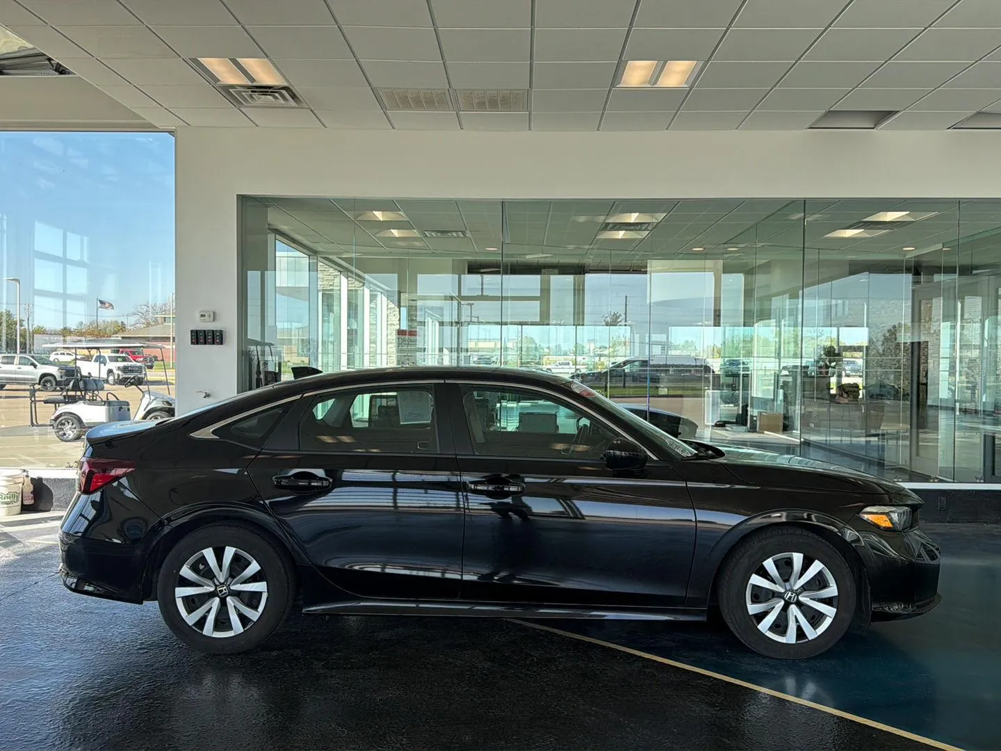 2025 Honda Civic Sedan LX photo 7