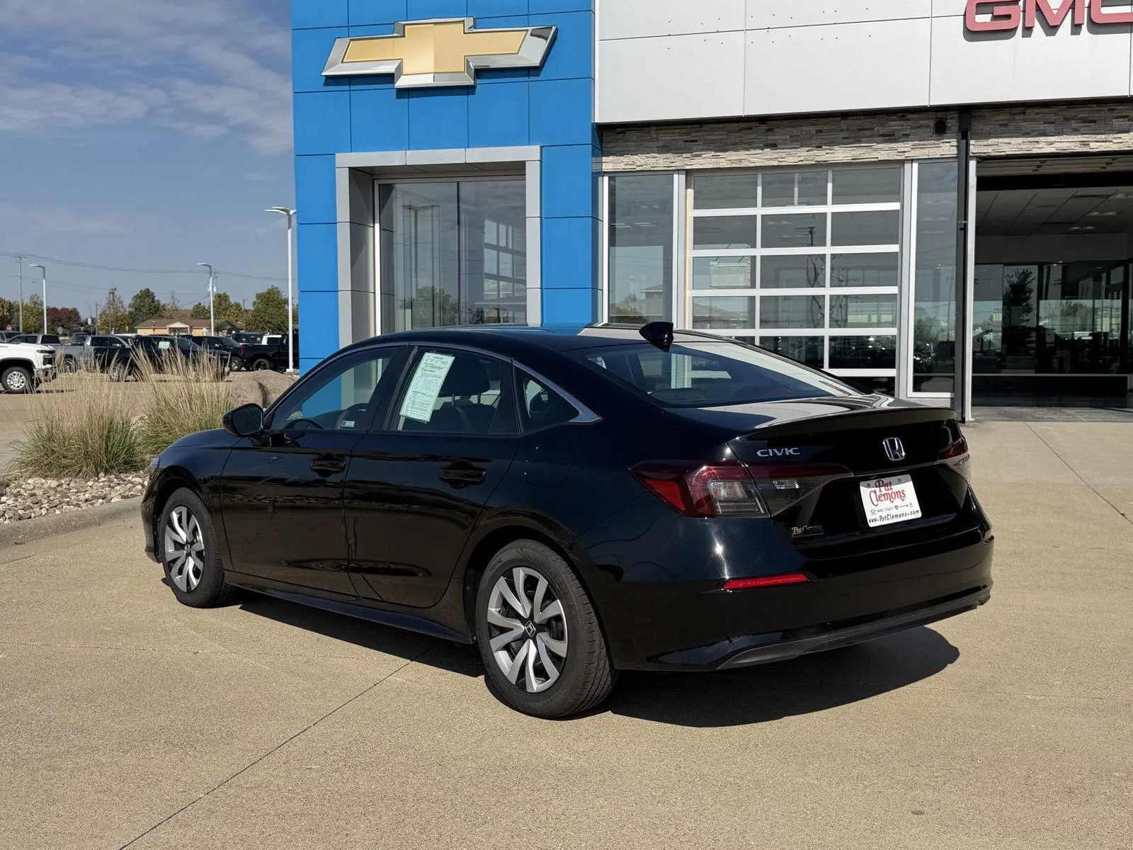 2025 Honda Civic Sedan LX photo 3