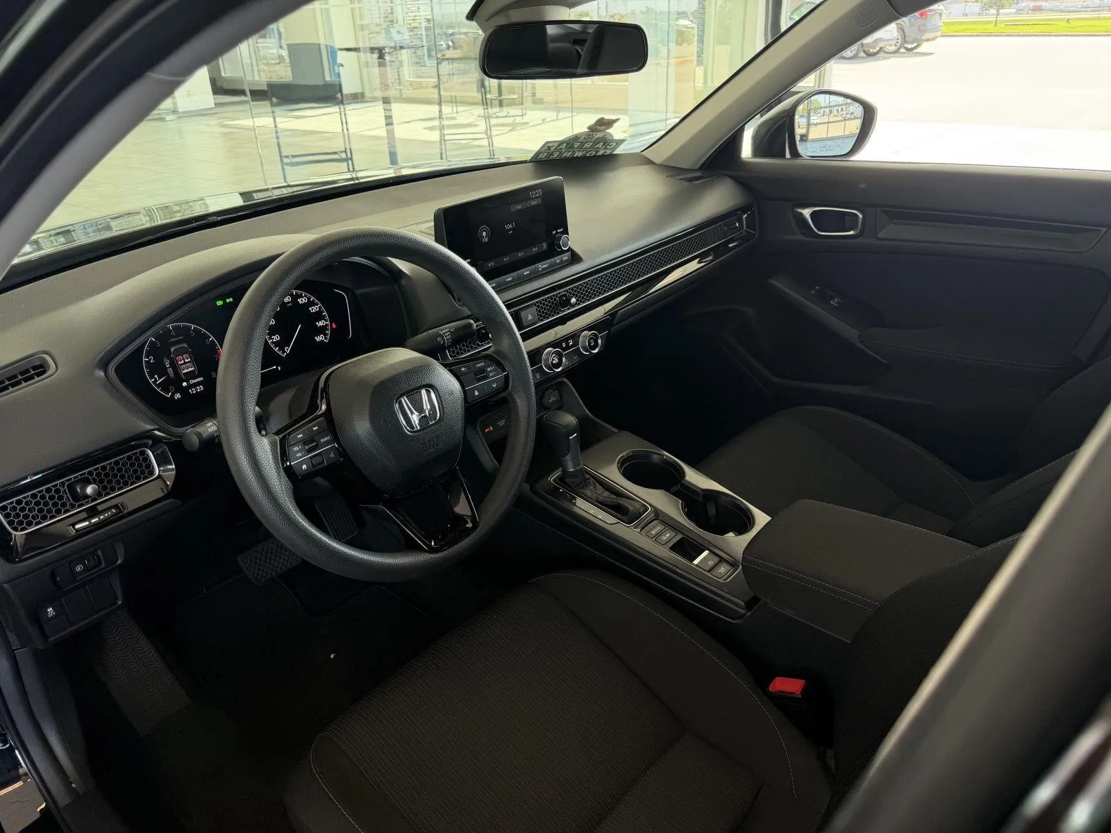 2025 Honda Civic Sedan LX photo 13