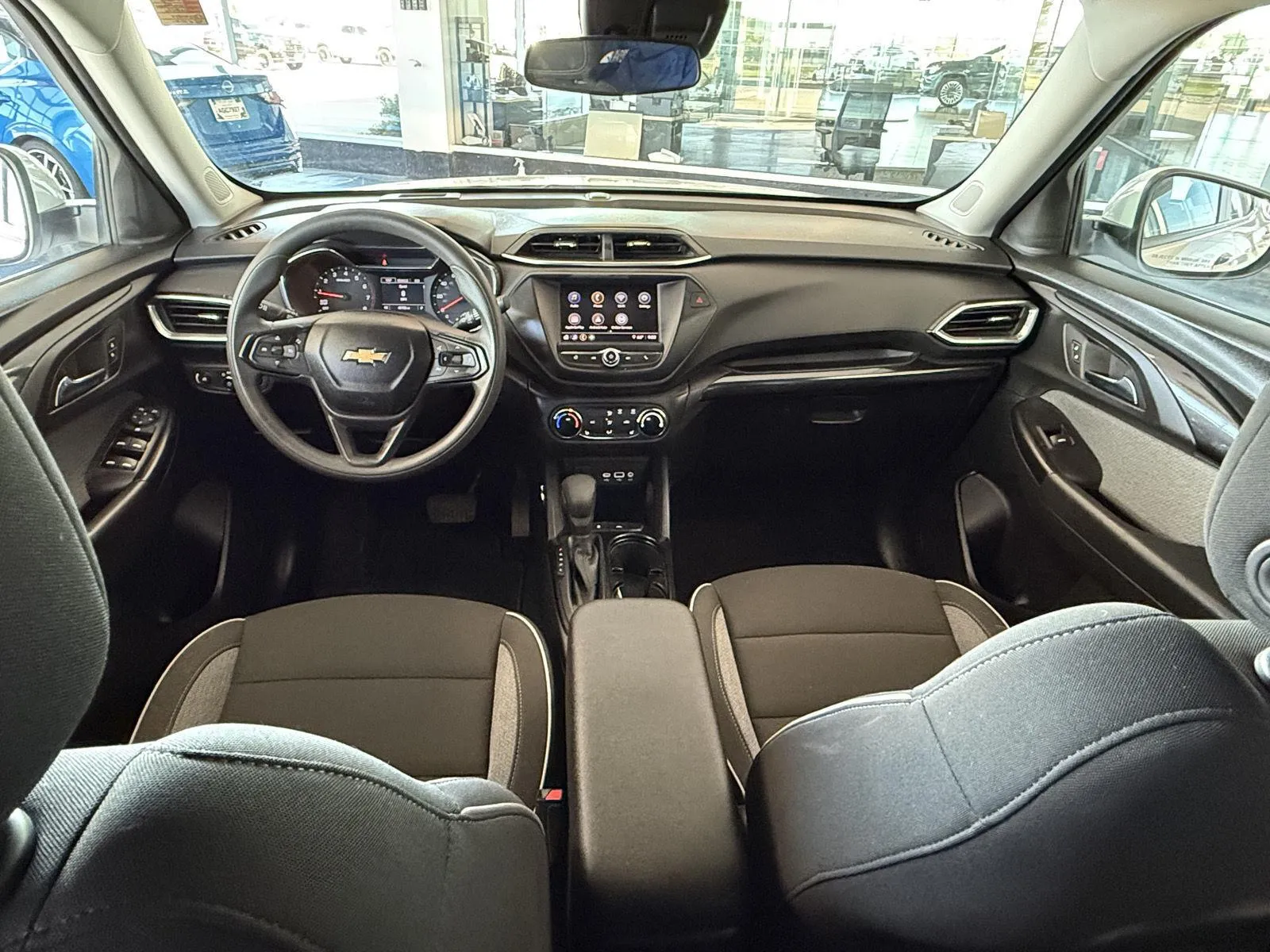 2023 Chevrolet Trailblazer LT photo 13