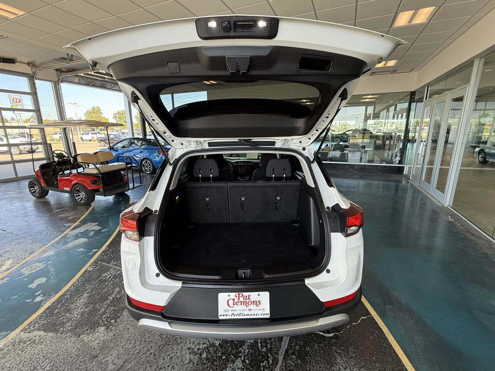 2023 Chevrolet Trailblazer LT photo 15