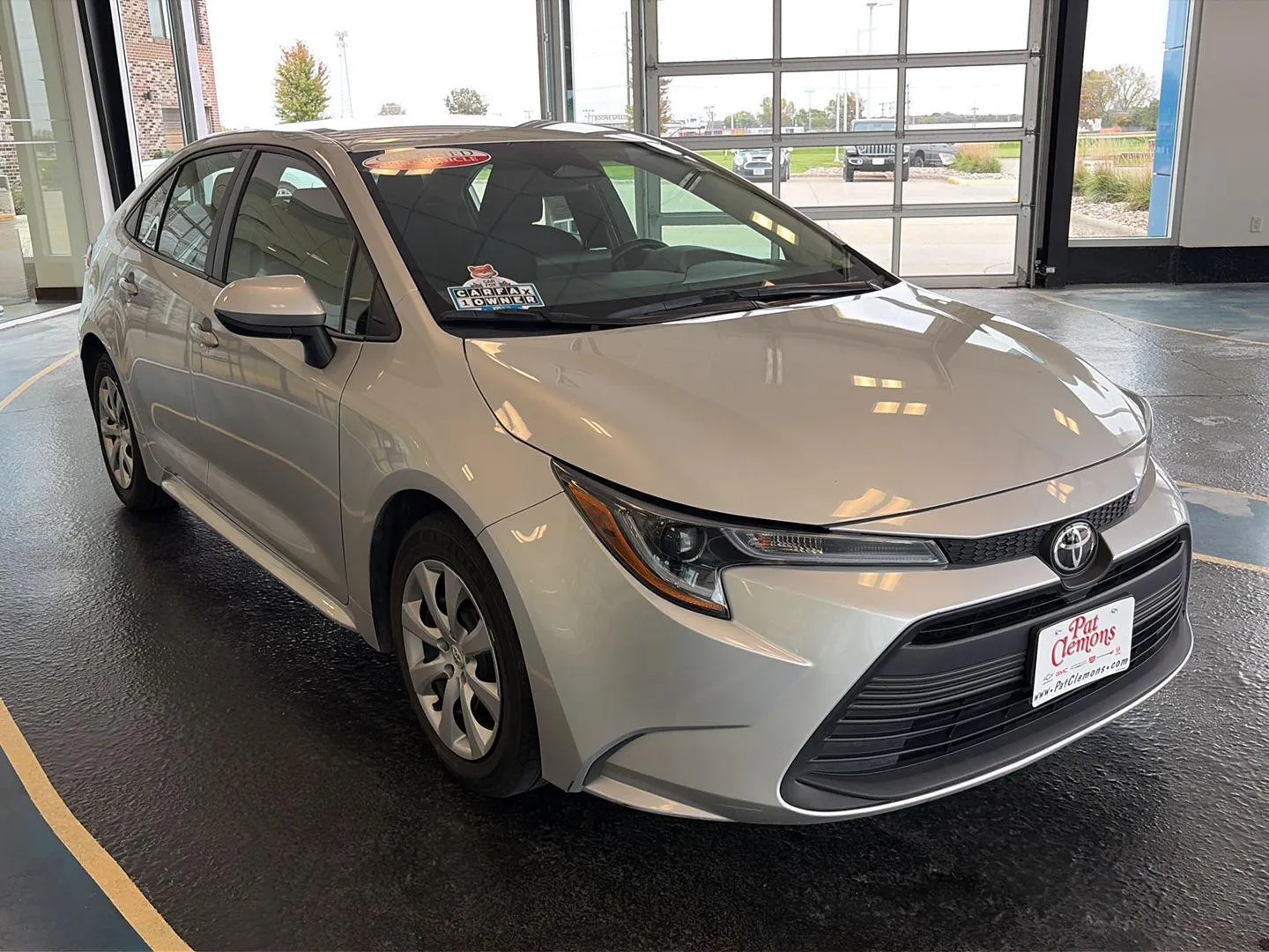 2025 Toyota Corolla LE photo 7