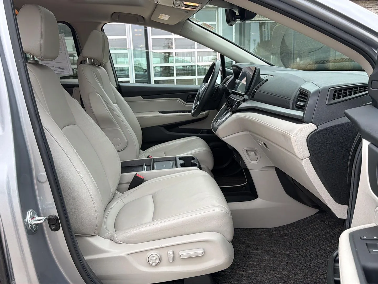 2025 Honda Odyssey EX-L photo 13