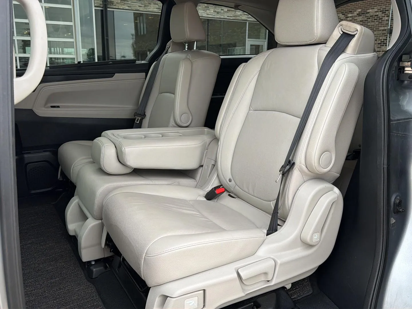 2025 Honda Odyssey EX-L photo 10