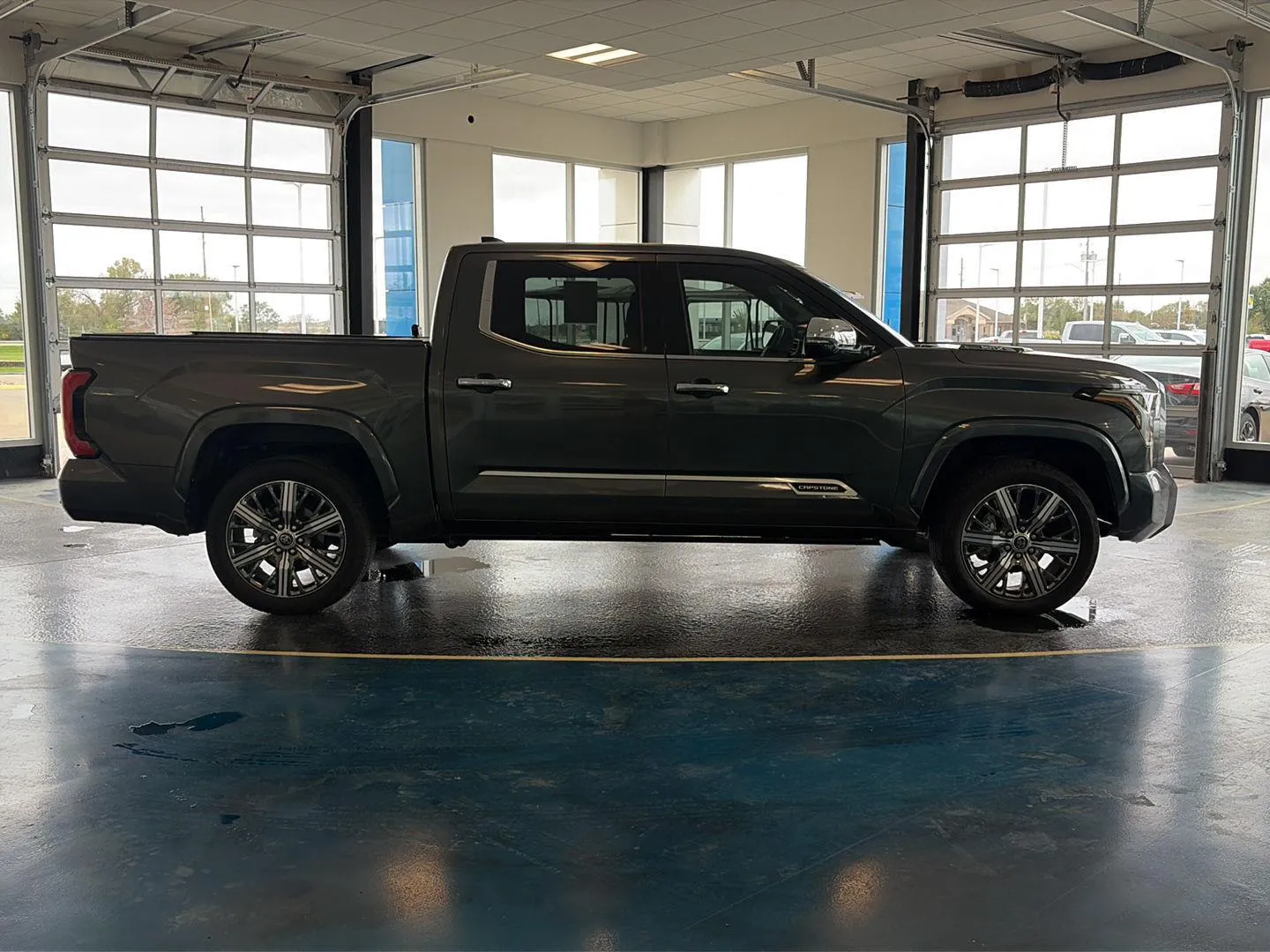 2022 Toyota Tundra Capstone HV photo 6