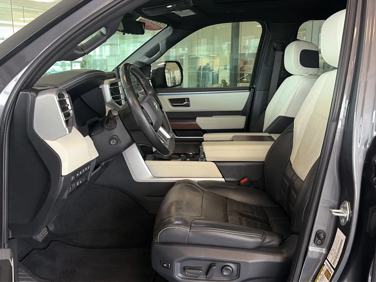 2022 Toyota Tundra Capstone HV photo 10