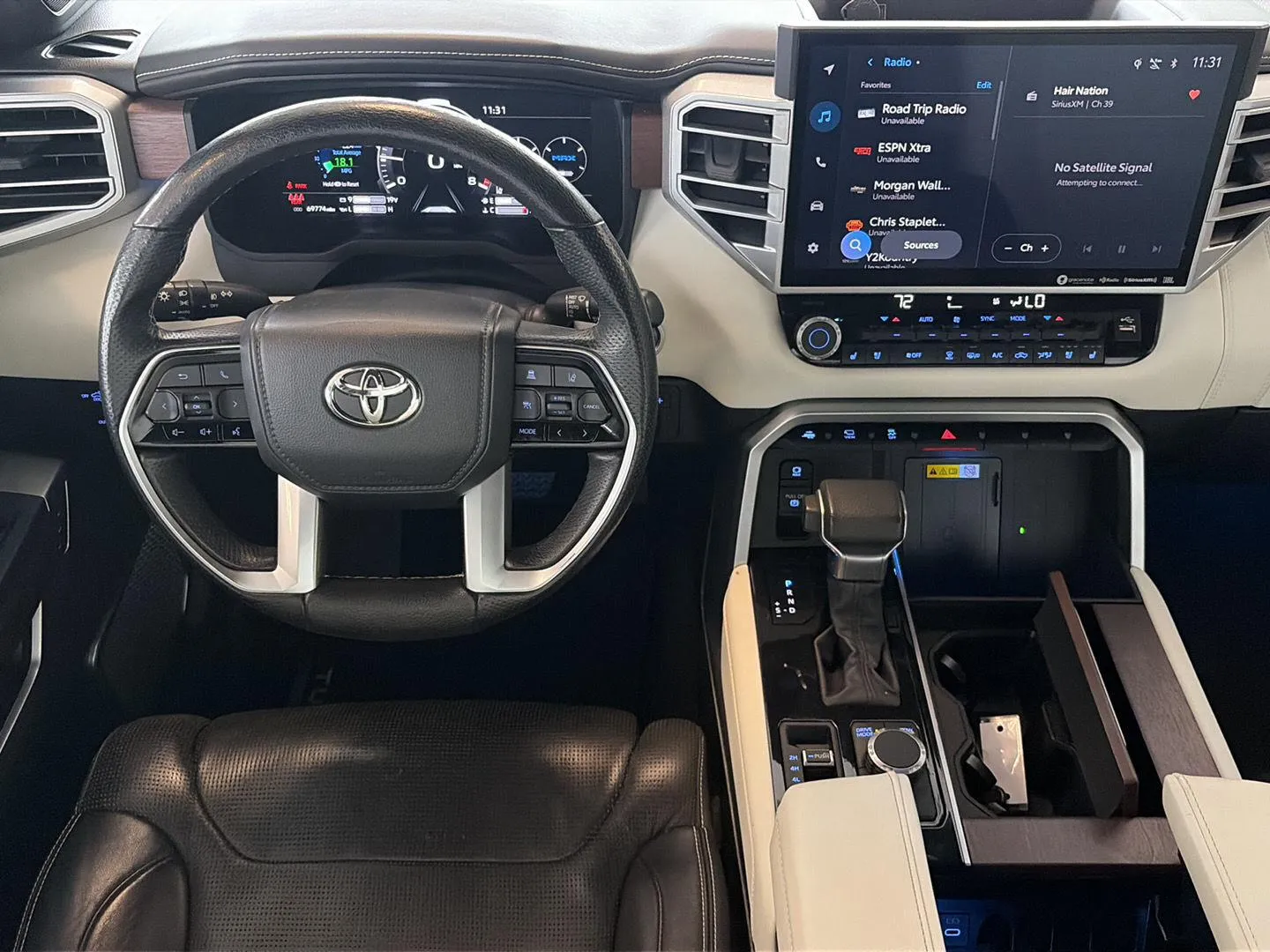 2022 Toyota Tundra Capstone HV photo 11
