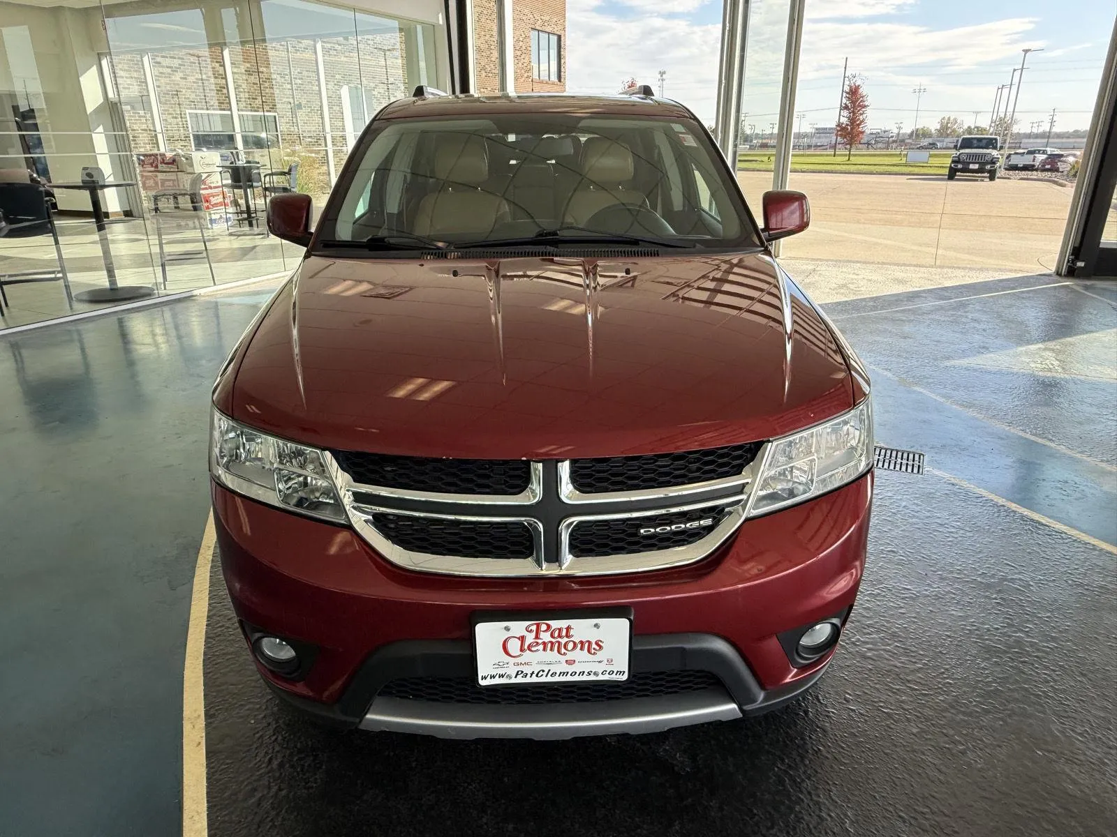 2011 Dodge Journey LUX photo 8