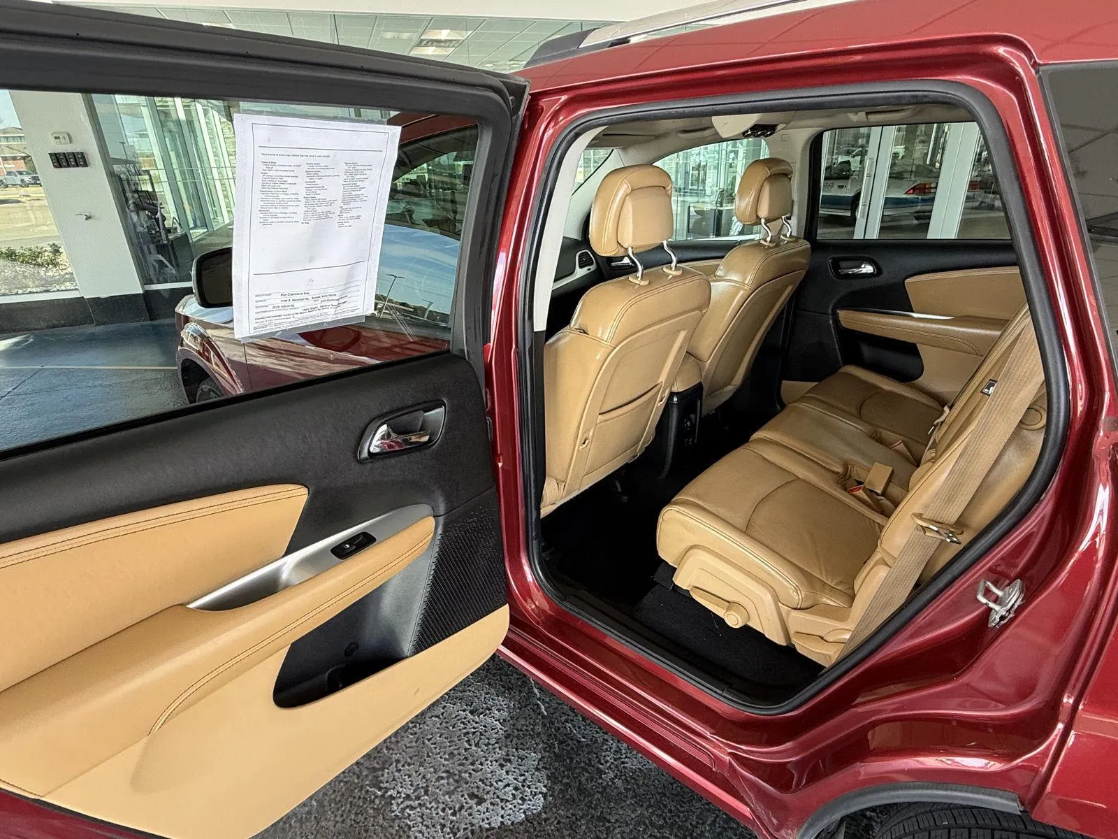 2011 Dodge Journey LUX photo 11