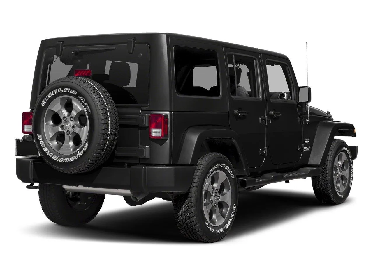 2016 Jeep Wrangler Unlimited Sahara photo 11