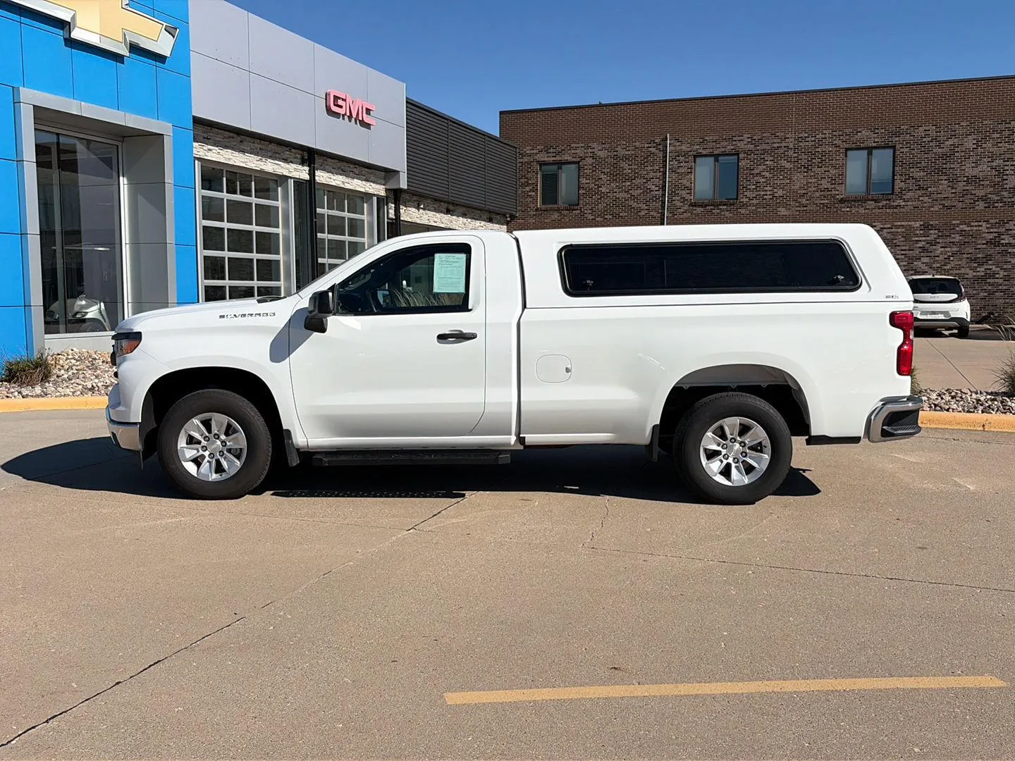 2022 Chevrolet Silverado 1500 Work Truck photo 2
