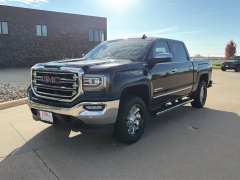Black 2018 GMC Sierra 1500 SLT for sale in Boone, IA
