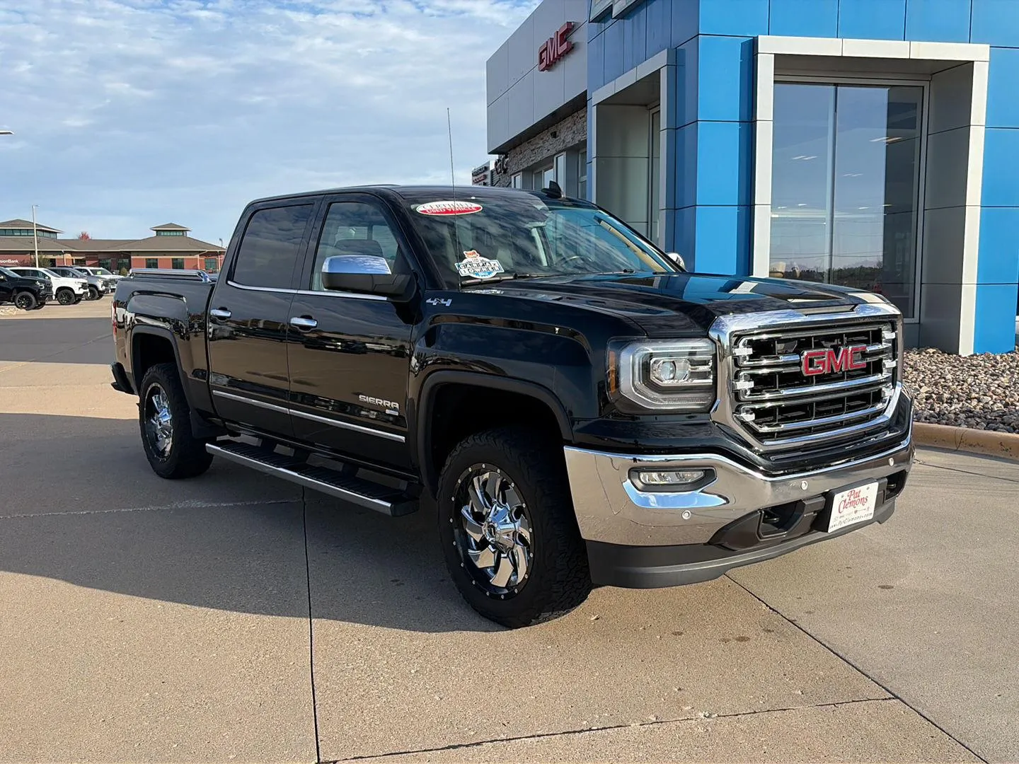 2018 GMC Sierra 1500 SLT photo 7