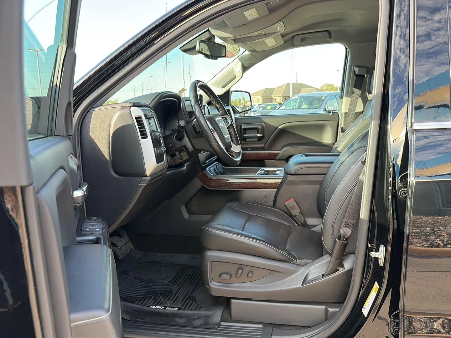 2018 GMC Sierra 1500 SLT photo 9