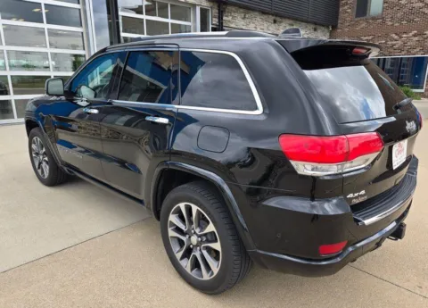 Another view of 2018 Jeep Grand Cherokee Overland for sale in Boone, IA at Pat Clemons Inc.