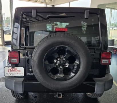 More photos of 2015 Jeep Wrangler Unlimited Altitude at Pat Clemons Inc., IA