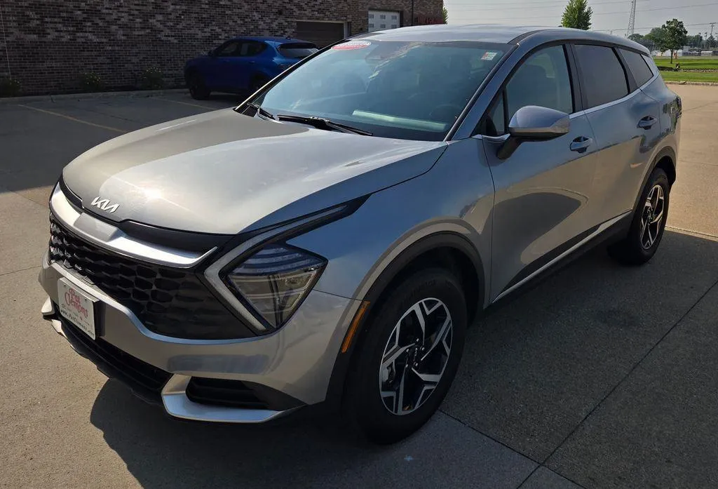 Gray 2024 Kia Sportage LX for sale in Boone, IA