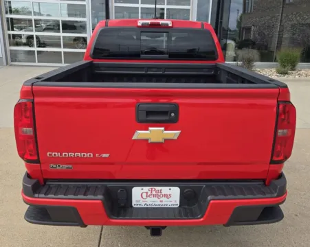 More photos of 2018 Chevrolet Colorado 4WD Z71 at Pat Clemons Inc., IA