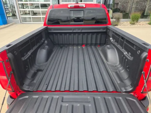 More photos of 2018 Chevrolet Colorado 4WD Z71 at Pat Clemons Inc., IA