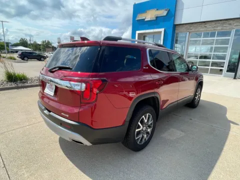 More photos of 2022 GMC Acadia SLE at Pat Clemons Inc., IA