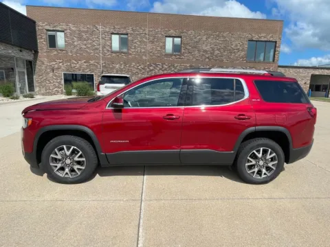 Photos of 2022 GMC Acadia SLE for sale in Boone, IA at Pat Clemons Inc.