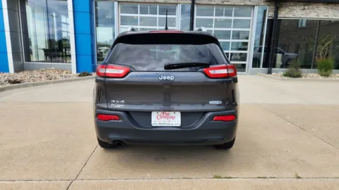 More photos of 2017 Jeep Cherokee Latitude at Pat Clemons Inc., IA