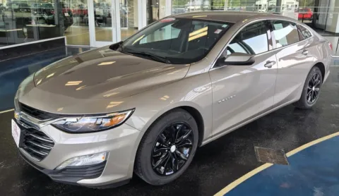 Gray 2023 Chevrolet Malibu LT for sale in Boone, IA