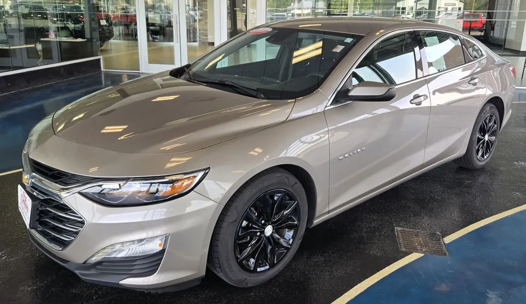 Gray 2023 Chevrolet Malibu LT for sale in Boone, IA